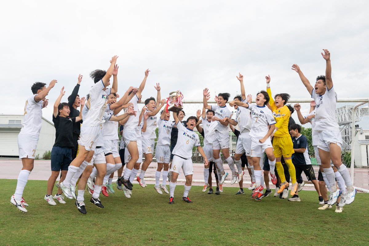 Kochi_univ_fc's tweet photo. 🏆2026’四国大学サッカートーナメント優勝の報告 
　本日、トップチームは標題タイトル決勝戦にて勝利し優勝、4年ぶり弊部31回目の総理大臣杯全日本大学サッカートーナメントへの出場を決めましたことをお知らせいたします。[撮影:田所佐史] https://t.co/N3Ve40LtEd
