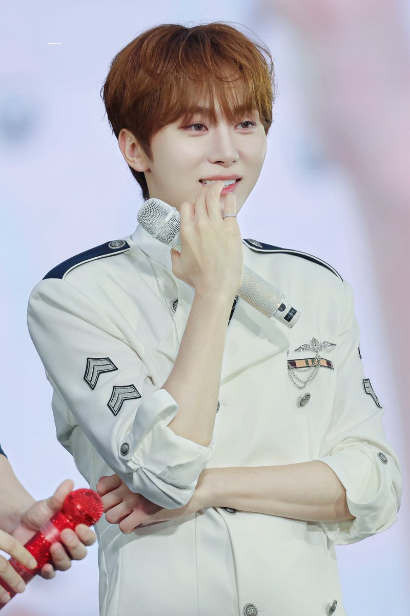bootaminnn's tweet photo. 260620 

CARATLAND 

(ﾉ◕ヮ◕)ﾉ*.✧♡♡♡♡♡

‧₊˚ ☁️⋅♡𓂃 ࣪ ִֶָ｡˚ ☁︎ ˚｡⋆｡˚✩˚｡⋆ ๋࣭ ⭑⚝

#승관 #부승관 #세븐틴  
#Seungkwan #スングァン
#SEVENTEEN #SEUNGKWAN

@pledis_17 https://t.co/DyB6hyy4za