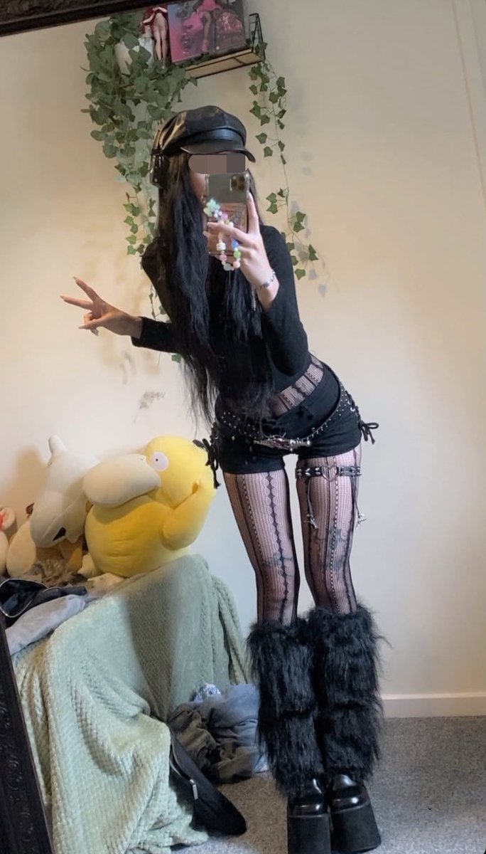 QueenKaenaa's tweet photo. Tu deviens accro de jour en jour 🧚‍♀️💋 https://t.co/xzdwwCwnrM