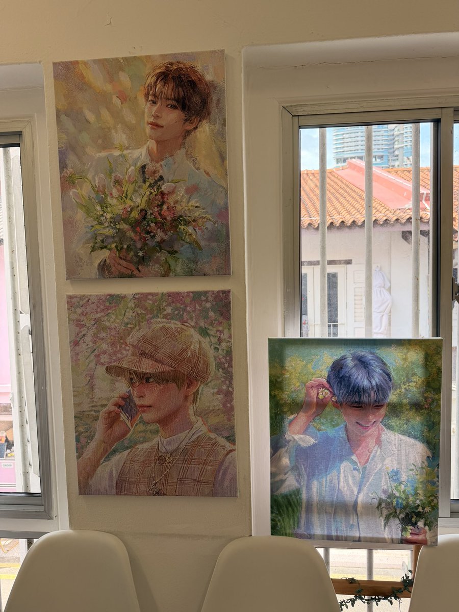 nimezrose's tweet photo. prettiest photobooth frame i ever took🥹🩷

#everlastingloveshb https://t.co/1YkSfv6y3B