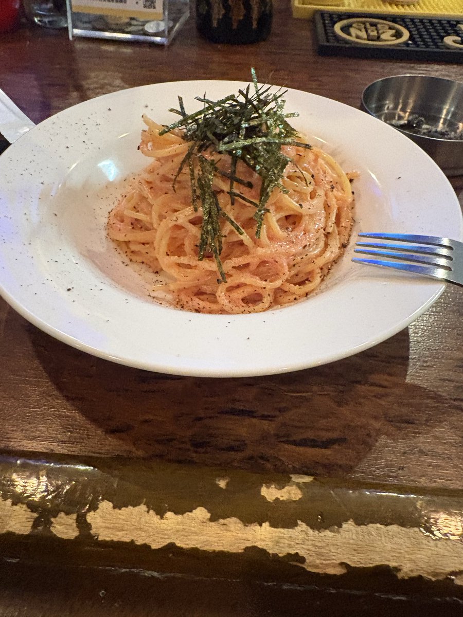 deedee03151's tweet photo. Sessionに飲みに来た https://t.co/avEhFvKDLq