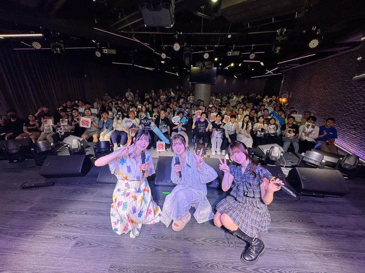 DERAGAYA_'s tweet photo. 🌟DERAGAYA! in 台北 vol.2🌟

本日はご来場いただき、誠にありがとうございました！

台北でお迎えくださった皆さま🌺
遠方から駆けつけてくださった皆さま✈️
そして、2月の名古屋公演に続いて
再び会いに来てくださった皆さま⛄️

本当にありがとうございました！

名古屋から始まったご縁が台北へとつながり
こうして再び皆さまと同じ時間を過ごせたことが
とても嬉しく思います😊

皆さまの温かい応援のおかげで
山根綺さん、和久井優さんとともに
笑顔あふれる素敵な一日となりました。

また皆さまとお会いできる日を楽しみにしております！

#DERAGAYA #DERAGAYA台北 #山根綺 #和久井優