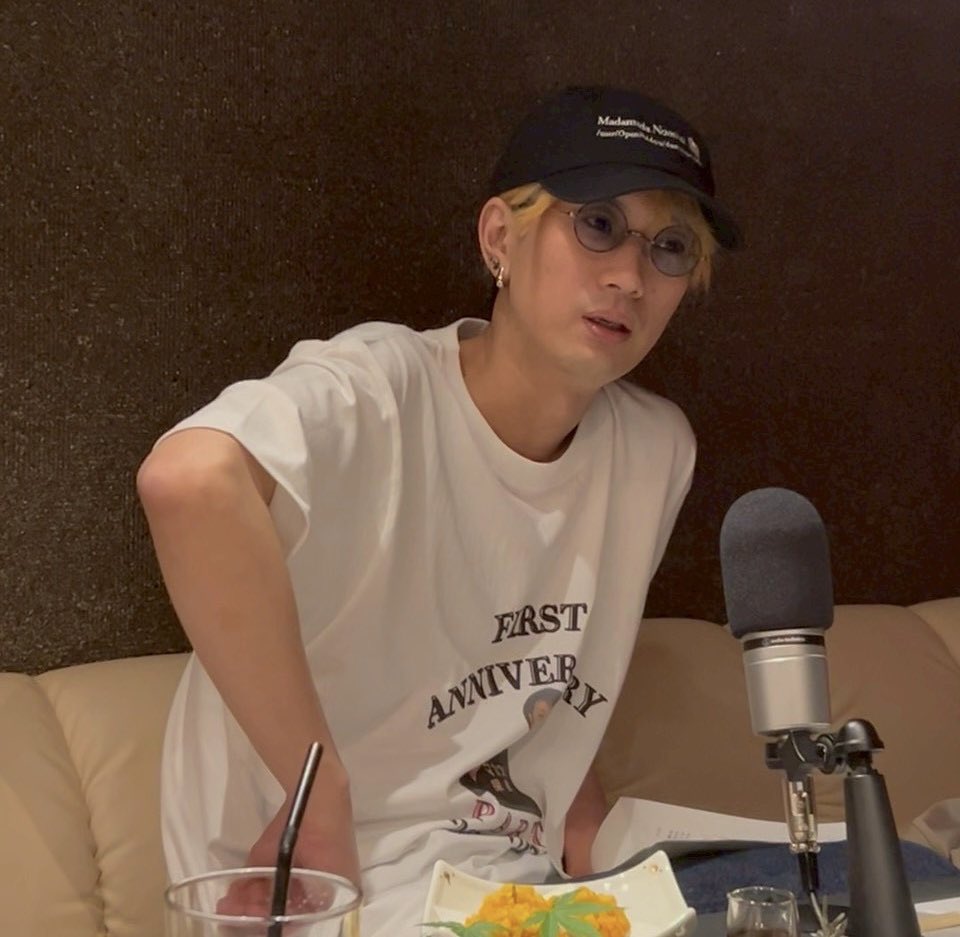 audible_eguchi's tweet photo. Ep.114「山登りと乳搾り」配信中⛰️🐄#リスナーと江口
https://t.co/SyI13CYEHt https://t.co/B2vkz6NUgE