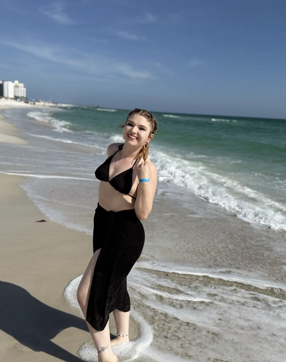 Katelyn Marie tweet media