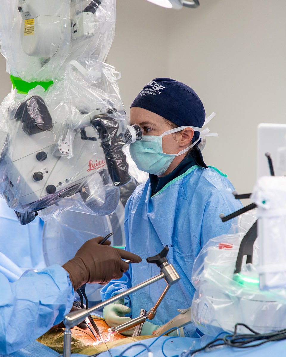 NeurosurgUCSF's tweet photo. Congratulations to graduating neurosurgery chief resident Cecilia Dalle Ore, MD, who will be joining Kaiser in the Sacramento-Vacaville area! 🎉🎓#UCSFGrads #UCSFProud https://t.co/cceUV4VSo8