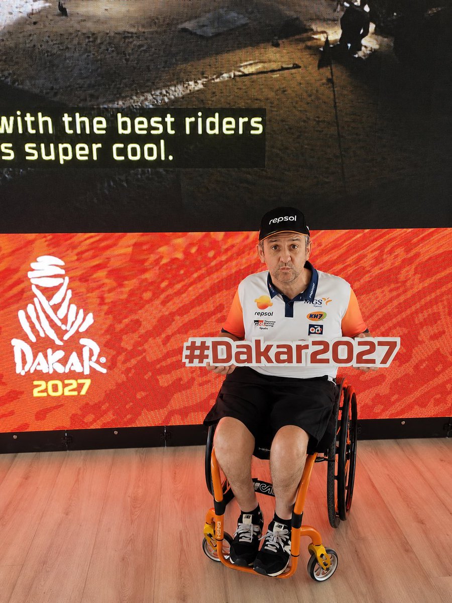 IsidreEsteveDkr's tweet photo. 🌍 El Dakar 2027 sigue tomando forma.
Hemos estado en la presentación de la próxima edición, donde la organización ha compartido nuevos detalles sobre el recorrido y los desafíos que marcarán la carrera.
+👇🧵
#Dakar2027 #W2RC #RallyRaid https://t.co/tihWIBuzfc