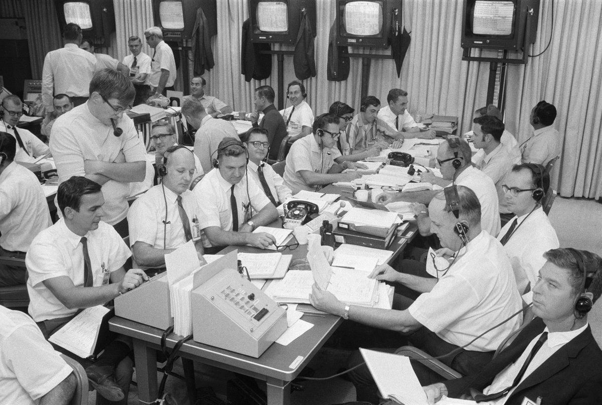 QuestQuarterly's tweet photo. Quest 33.2 takes a look inside the Mission Evaluation room in Houston that operated during Apollo and shuttle missions. https://t.co/c4BgA1lXbq