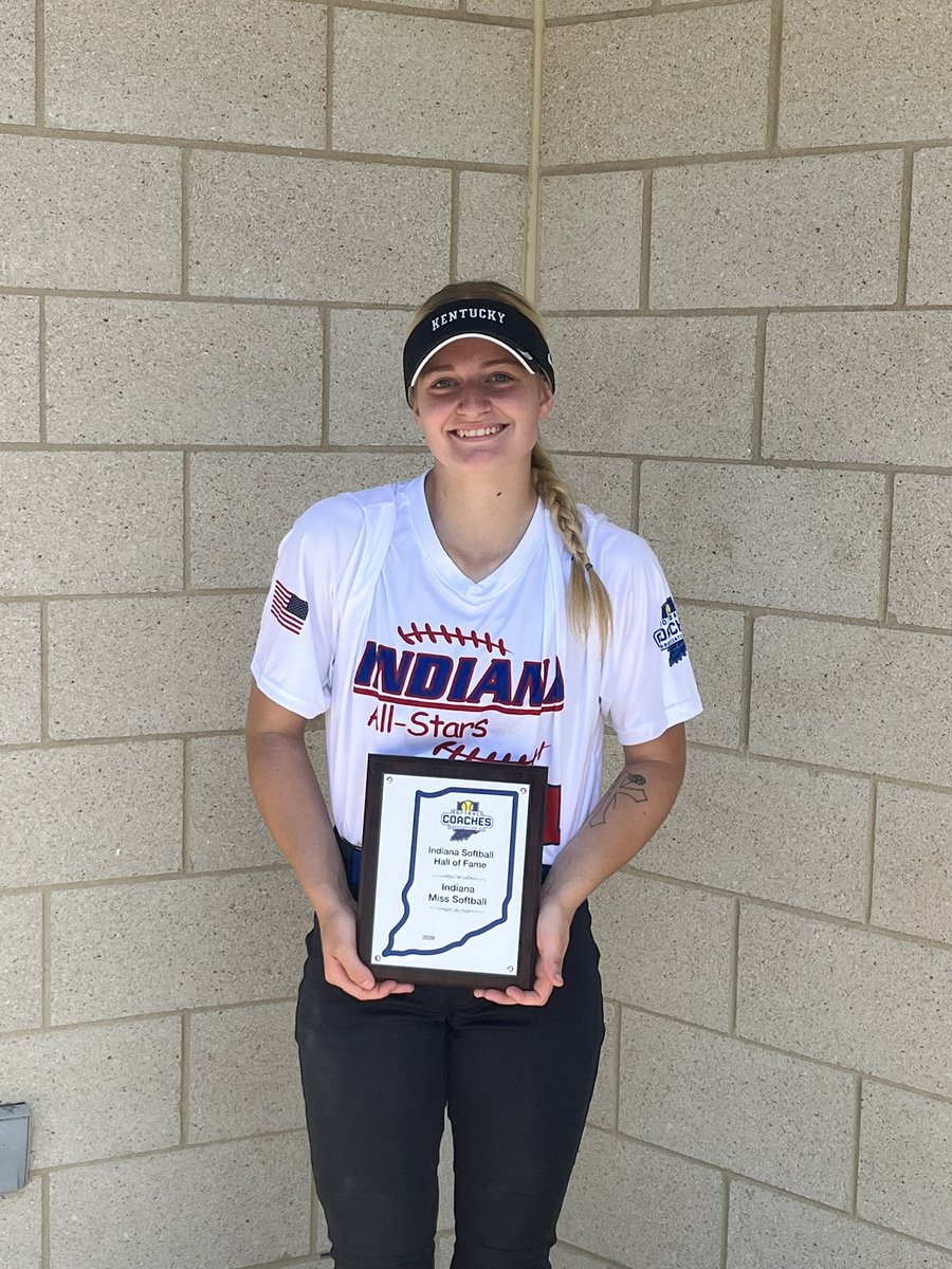 WHS_Softball_1's tweet photo. 🏆2026 Indiana Miss Softball🏆

Congratulations to @brynleyerb14 for being named 2026 Indiana Miss Softball!! 🐾🥎💪
@Panthers_AD @edwardss18 @WSC_Panthers @WHS_SID @SCAIndiana @UKsoftball https://t.co/UgmGGuLMtw