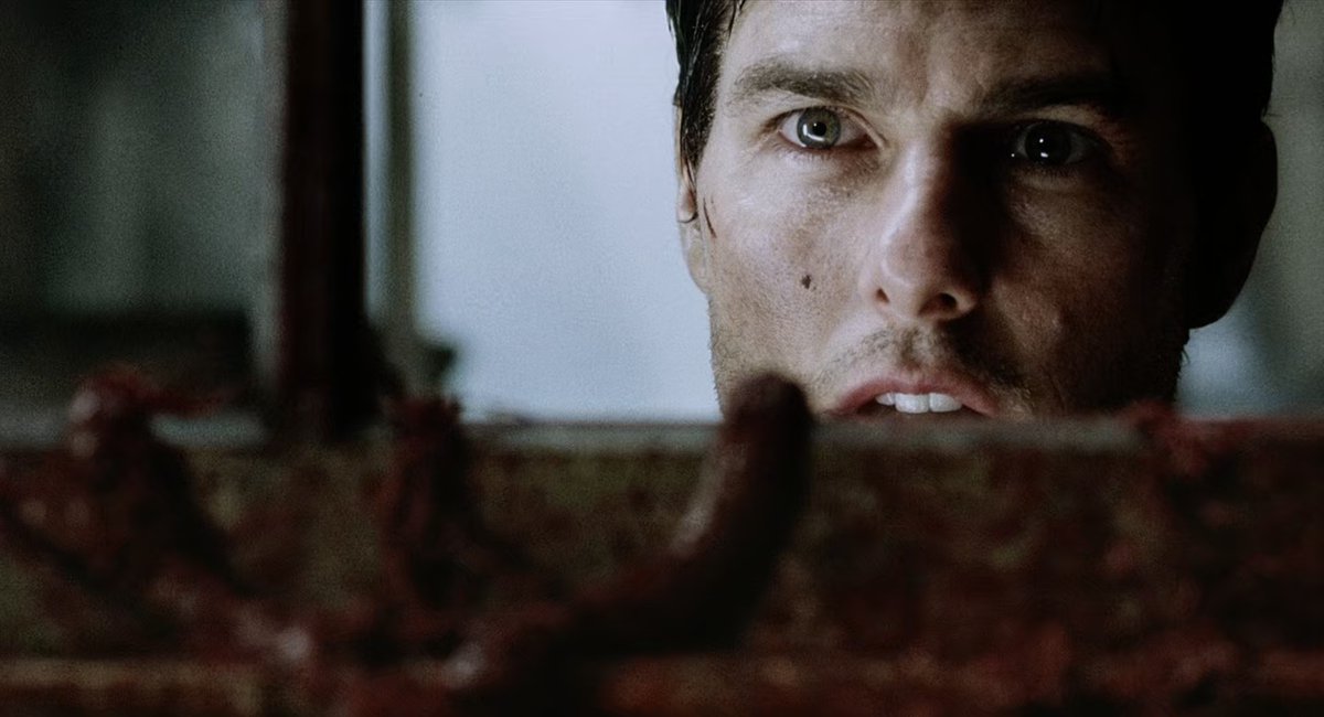 Tomolivia24's tweet photo. There’s a whole story in his eyes.
War of the Worlds (2005) https://t.co/aZPeCKYH3P