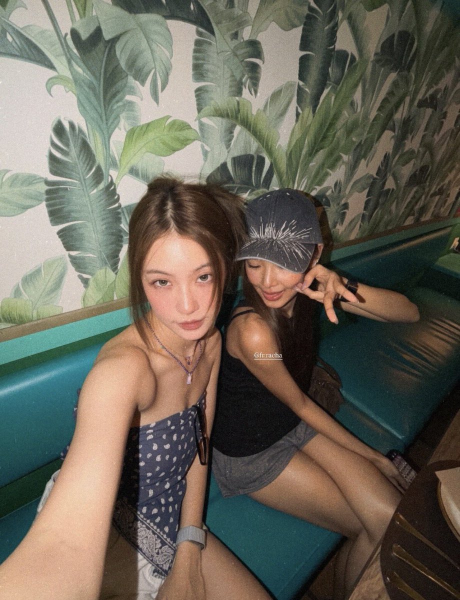 365_nf's tweet photo. มาดริดอากาศว่าฮอตแล้วแต่น้ำตาลฟิล์มฮอตกว่าาาามาแค่รูปชั้นตัยได้เลย😭😭😭🫠

#น้ำตาลฟิล์ม #namtanfilm https://t.co/9RusLs0sGD