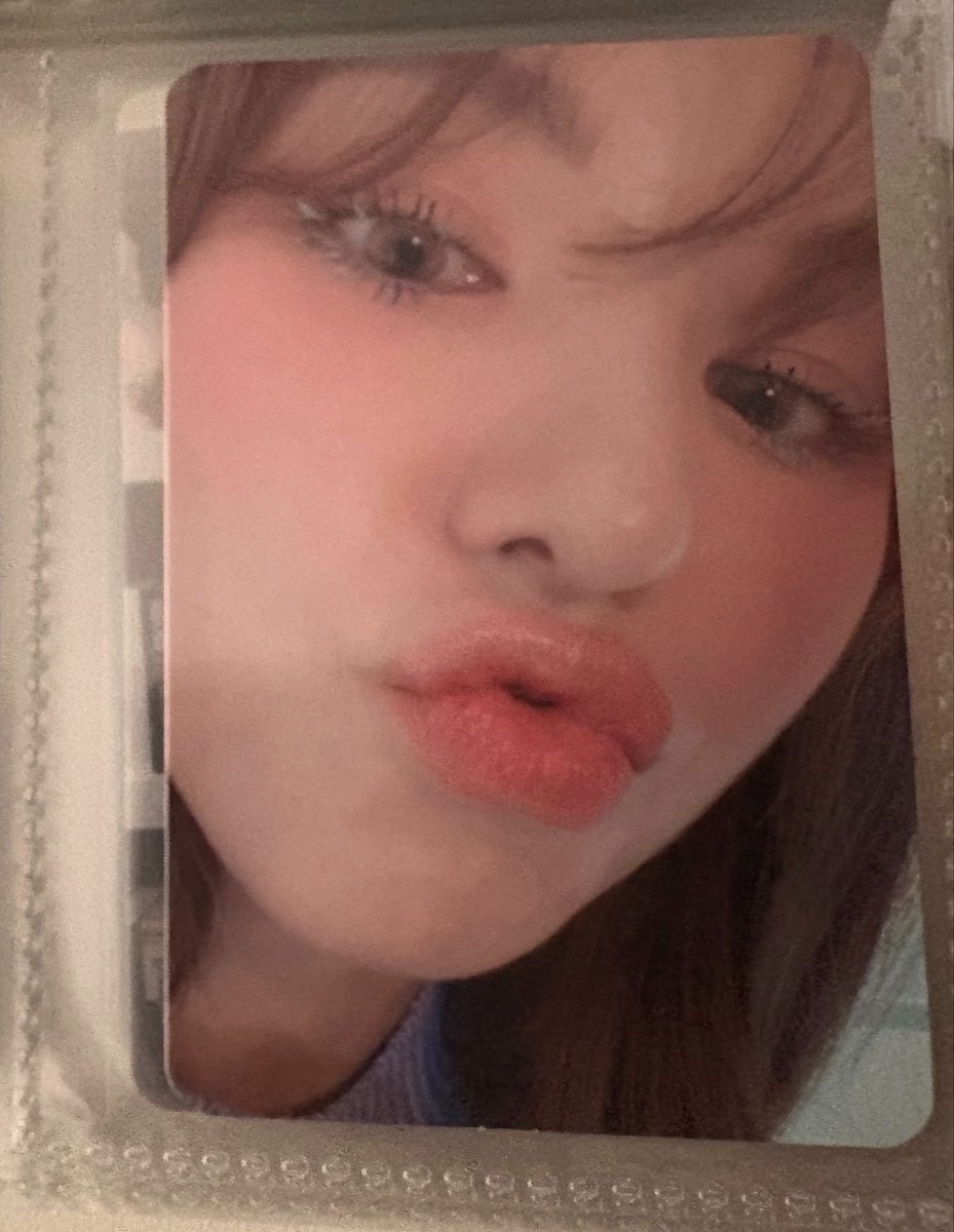 loopyw7su's tweet photo. Red velvet wendy like water pc satis
Öpücük wendy 200 tl 💧💦
uygdan da satabilirim
@revetradetr @pcsatistr https://t.co/ZnxL3b04lx