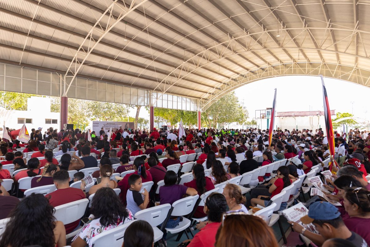 YoHumbertoLara's tweet photo. La Asamblea Informativa de #MORENA en la Zona Continental de Isla Mujeres, reafirmó el compromiso con la #4T, la Soberanía Nacional y el bienestar del pueblo. Hoy más que nunca, la unidad y la participación ciudadana son fundamentales para seguir construyendo un mejor #México. 🇲🇽 https://t.co/gk9PoqwIrN