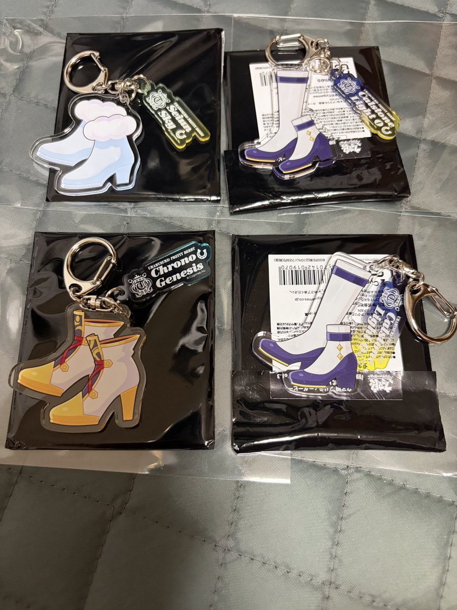 HtfMu_9's tweet photo. ウマ娘 交換 譲渡 勝負靴アクリルキーホルダー

譲 スカイ クロノ ライトオ

求 ジャーニー（最優先）
　ステゴ シャカール
　ハルウララ（緩募）
　エース シービー
　ポッケ フジ
異種7th関連　ポッケ　メノ
　　　　　　ジャーニー　ステゴ

21日現地or郵送対応 https://t.co/oSUz8XjWXZ