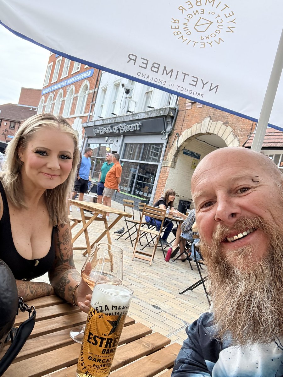 jasonbarber91's tweet photo. A nice suprise night out for a shandy and meal as a treat from the wife @toribarber79 for passing my HGV license 🙏❤️ https://t.co/iTL8TOW667