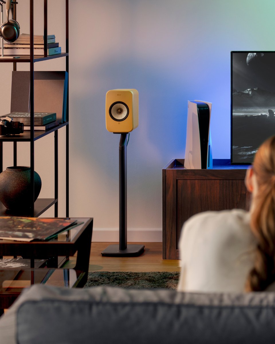KEFAudio's tweet photo. Designed for the way people listen today, LSX II brings together seamless streaming, versatile connectivity and detailed, balanced sound in a compact wireless speaker system.
Explore LSX II: https://t.co/HZBxwWm0fm
#KEFAudio #KEFListenandBelieve #KEFLSXII https://t.co/eSkenVFcaT