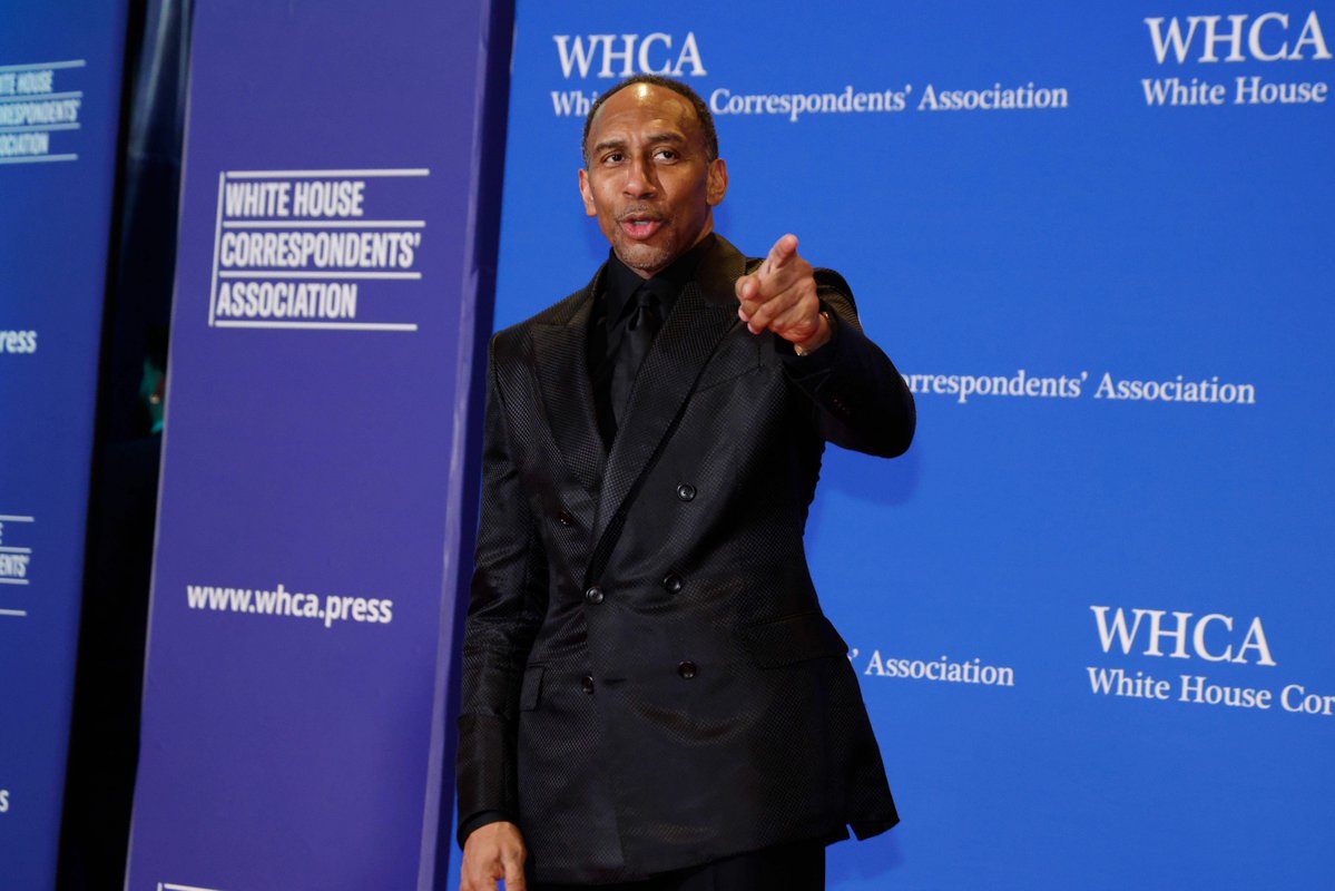 Stephen A. Smith Gets Booed at MSG After Knicks Players Force On-Air Apology