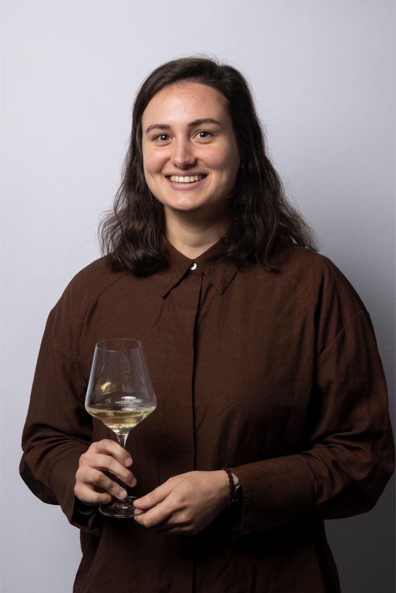Winemag's tweet photo. Cederberg adds to winemaking team: https://t.co/umGc79tS4w https://t.co/uf44rn77gd