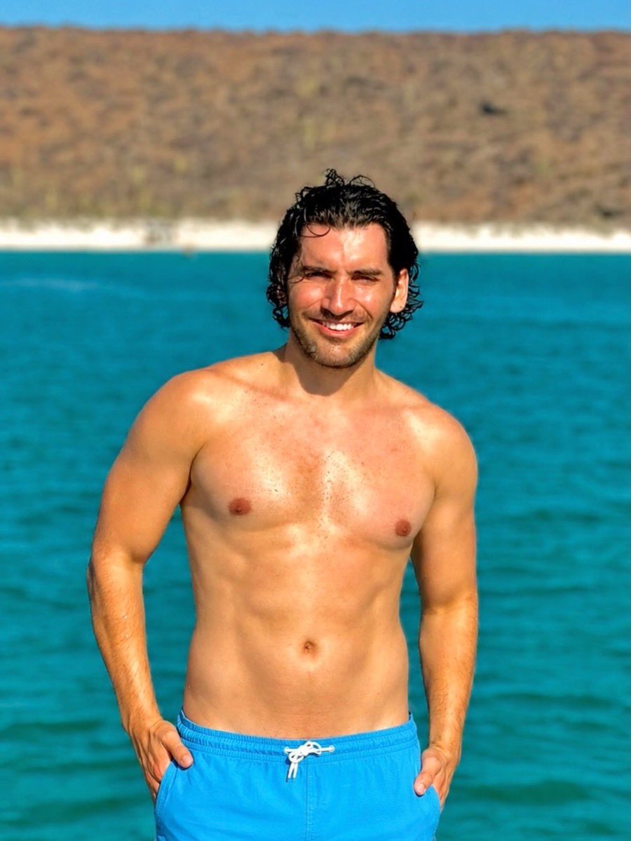 andrescv_'s tweet photo. ☀️ La Paz esté con ustedes … https://t.co/aIjTbK8B8e