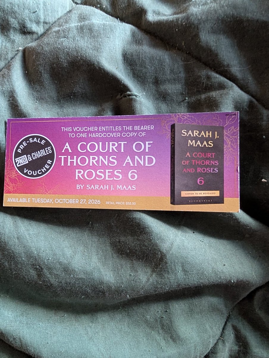 Ashley7137's tweet photo. My birthday is tomorrow and my husband surprised me with my birthday presents. I am beyond happy since the Crescent City series was the only thing I wanted. The preorder for book 6 was an unexpected bonus 💖💖💖 #Birthday #CrescentCity #ACourtOfThornsAndRoses #SarahJMaas #Books https://t.co/bagT2eAJqz
