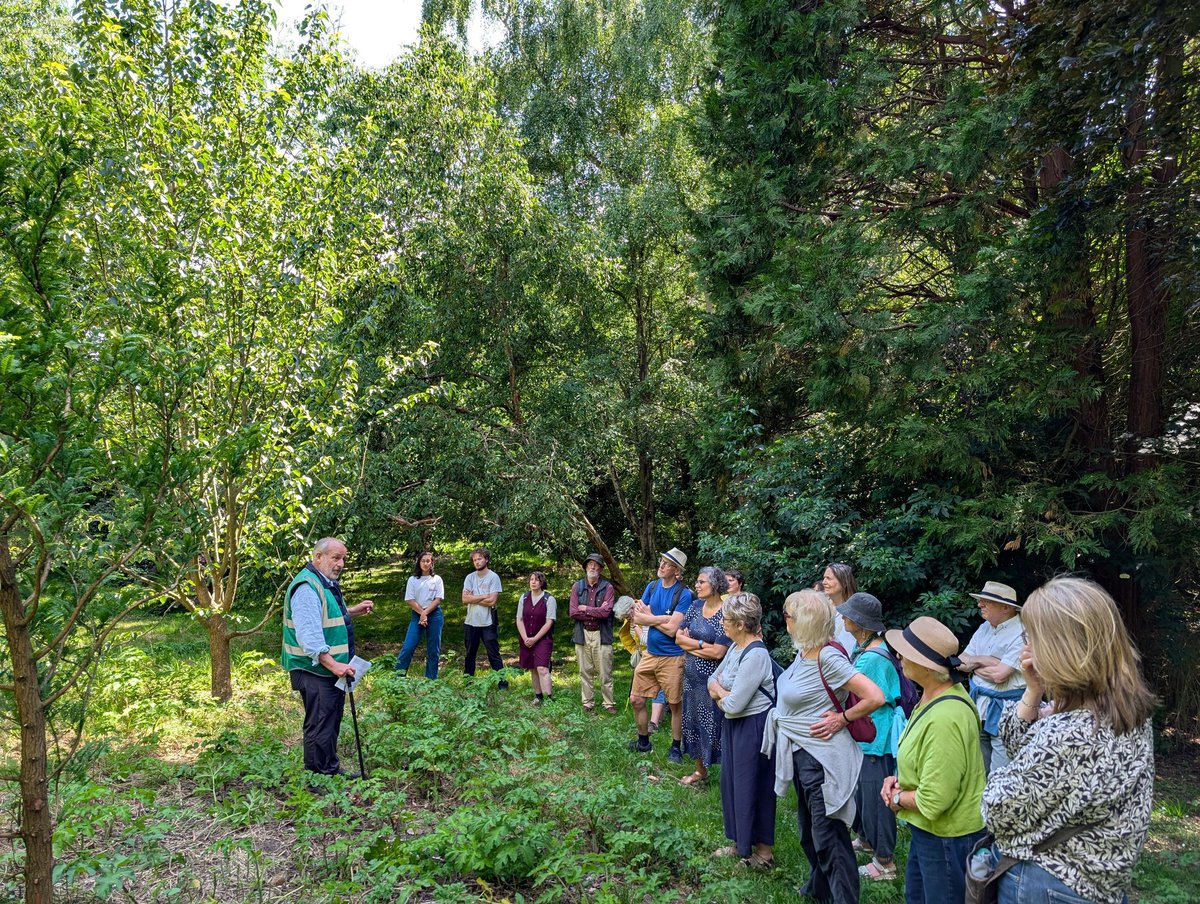 LewesArboretum's tweet photo. Wonderful guided walk around the #trees in Malling Deanery Arboretum this afternoon as part of #Lewes Tree Festival 2026!
Thank you to Peter Thurman for sharing his knowledge and stories about the fascinating trees, and to the owners and stewards. https://t.co/fnxVzyDsUV