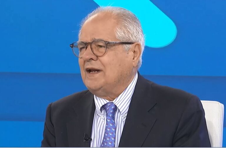 RXRqdEgogik2Z9P's tweet photo. Δρυμιώτης: Με 25% ο Μητσοτάκης κινδυνεύει να πάει στο Ειδικό Δικαστήριο για τις υποκλοπές!!!

Από τρελό κι από παιδί μαθαίνεις την αλήθεια!!! https://t.co/OIpkNe9NPd