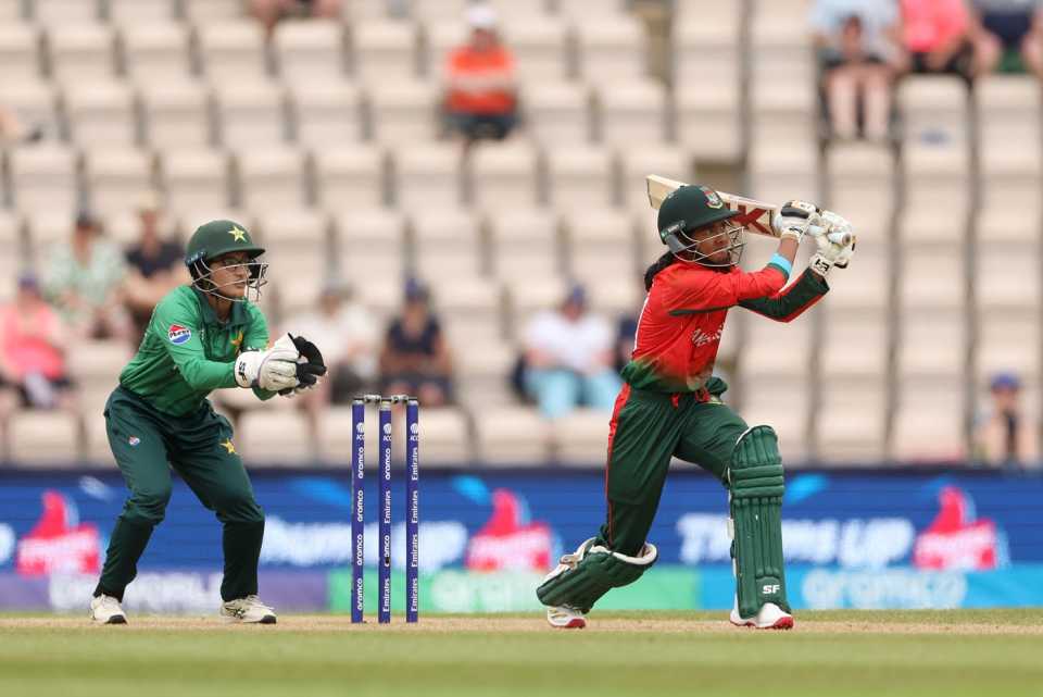 Surendra21286's tweet photo. T20 World Cup:
Bangladesh defeated Pakistan by 23 runs.
Batting first, Bangladesh team was struggling with 13/3. But Shorna Akter 39*(22), Nigar Sultana 36 & Sobhana Mostary 22 helped team to get competitive total of 123/6. Fatima Sana (2/18), Nashra Sandhu (1/14) & Sadia Iqbal (1/21) bowled well for Pakistan.
Pakistan started well. However team collapsed from 49/0(7.2) to 100/8(20). 
Nahida Akter (3/18) and Shanjida Akter Meghla (3/21) didn't allowed Pakistan to recover. Rabeya Khan and Ritu Moni also got 1 wicket each.

#T20WorldCup #WorldCup #T20WC2026 #T20WC #Cricket  #BANvsPAK #PAKvsBAN