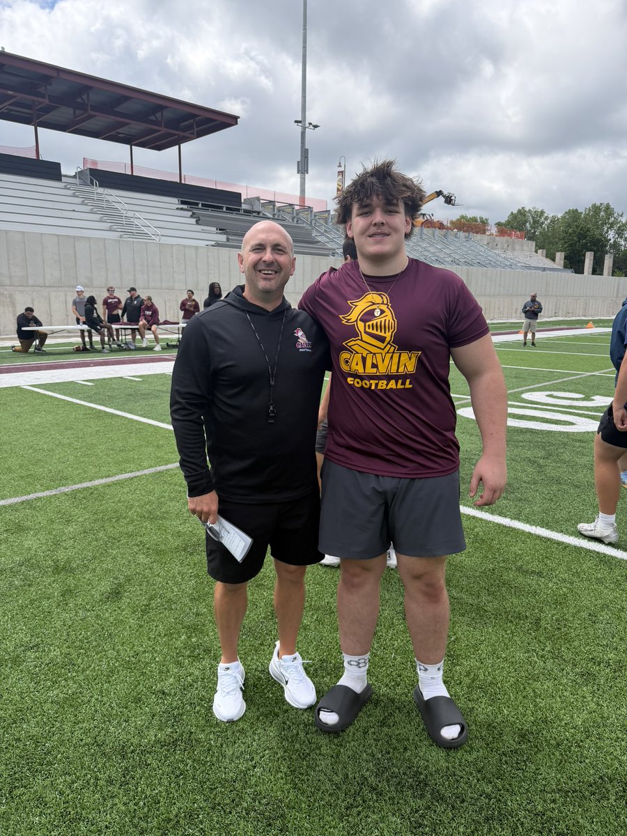 deven_slocum's tweet photo. After a great conversation with @CoachTrentFigg I am happy to say I have received an offer from Calvin University! GO KNIGHTS! @CorunnaCavsFB @WinUpFrontFB @FlintPrepFan https://t.co/ewkoLBQaJA