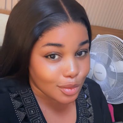 Chubby__Vee's tweet photo. #NewProfilePic https://t.co/lLObuQ0SNb