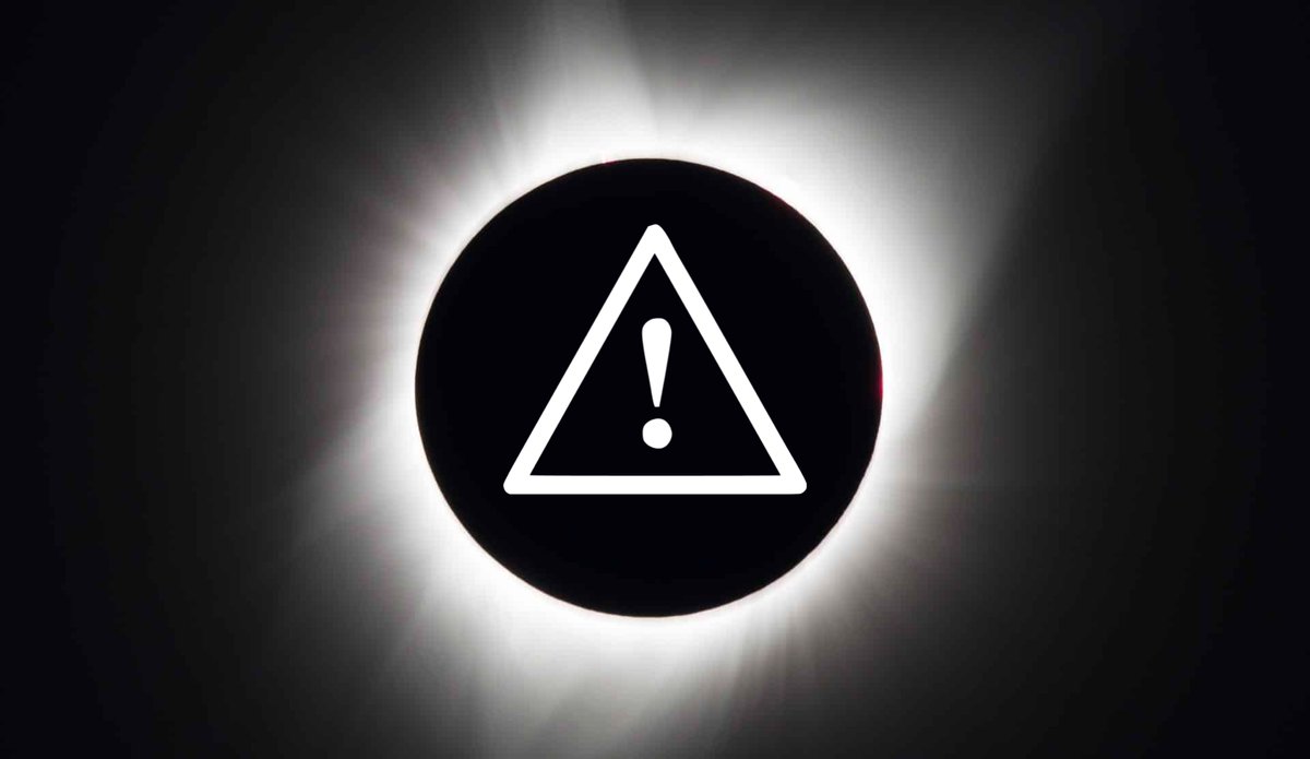 XploraSpace's tweet photo. ⚠️🕶️ Lunettes d’éclipse : l’AFA alerte sur des produits non conformes et potentiellement dangereux.

À l’approche de l’éclipse solaire du 12 août 2026, l’Association française d’astronomie (AFA) met en garde contre la commercialisation de lunettes d’observation non conformes pouvant présenter un risque sérieux pour la vue.

🔹 L’AFA a identifié la diffusion en kiosques et maisons de la presse d’un fascicule intitulé « Éclipse 2026, Hors-série Premium » contenant une paire de lunettes d’éclipse dont la conformité réglementaire ne peut être vérifiée.

🔹 Ces lunettes sont présentées comme certifiées, mais leur notice est uniquement rédigée en anglais, alors que la réglementation impose qu’un équipement de protection individuelle (EPI) commercialisé en France dispose d’instructions en français.

🔹 Le produit ne mentionne ni le pays d’origine ni l’identité du fabricant, rendant impossible toute traçabilité et toute vérification indépendante de sa conformité par le consommateur.

🔹 Face à ces irrégularités, l’AFA a saisi la Direction générale de la concurrence, de la consommation et de la répression des fraudes (DGCCRF) afin de demander le retrait immédiat de cette publication et des lunettes associées des circuits de distribution.

🔹 L’observation directe du Soleil sans protection adaptée peut provoquer des lésions irréversibles de la rétine, parfois sans douleur immédiate, avec un risque de perte permanente de la vision.

🔹  Nous vous rappelons que, pour garantir une protection efficace contre les rayonnements ultraviolets, infrarouges et l’intense luminosité solaire, seules les lunettes portant le marquage CE et la certification ISO 12312-2 (ou EN ISO 12312-2:2015) doivent être utilisées.

👉 Pour observer l’éclipse du 12 août en toute sécurité, privilégiez exclusivement des lunettes certifiées provenant de réseaux de distribution sérieux et identifiables, seuls garants de produits conformes et traçables.

Privilégiez vos commerces de proximité et les professionnels de santé : pharmacies, opticiens ou encore magasins spécialisés en astronomie.

📄 : @cieletespace