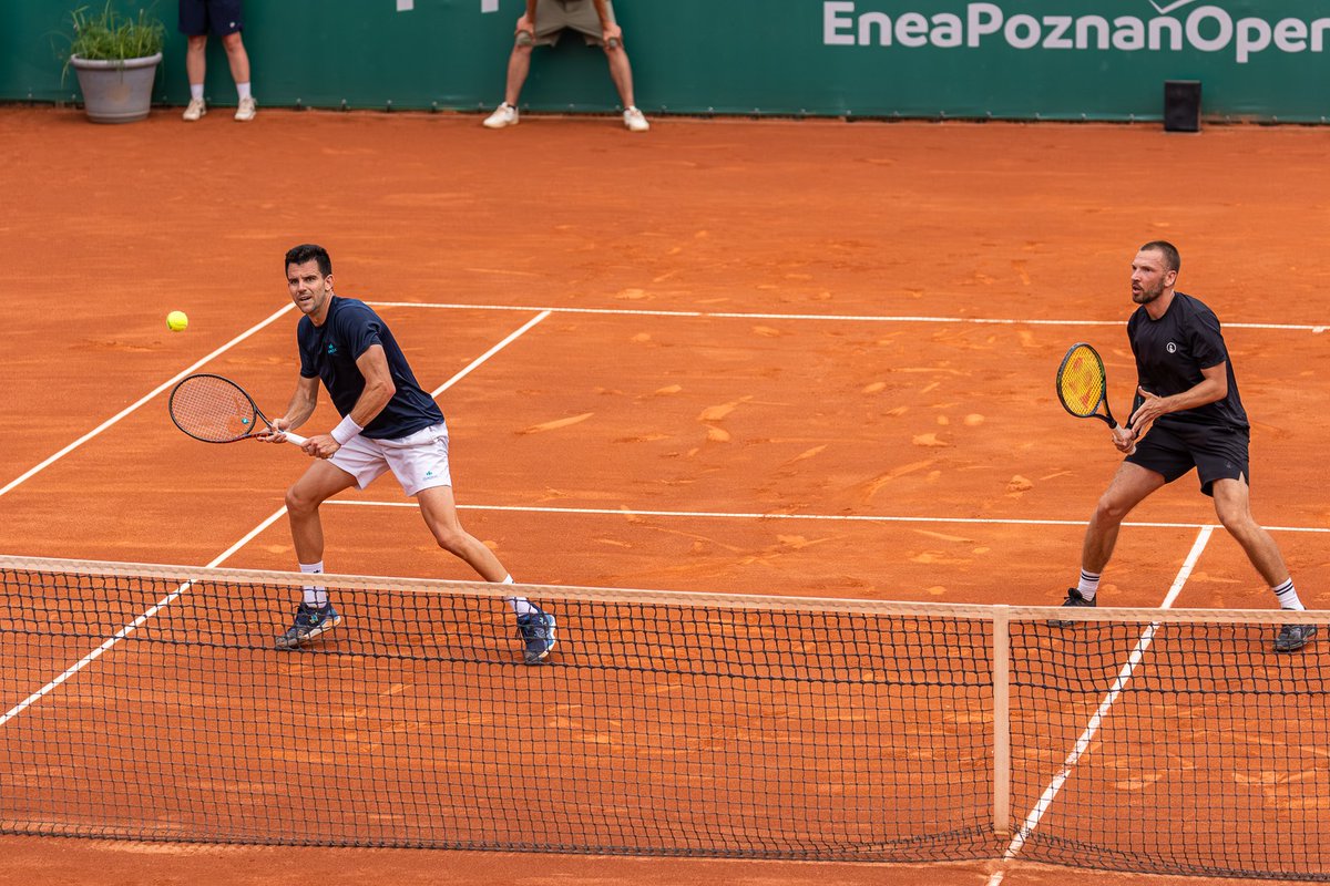 poznanopen's tweet photo. S. Martos Gornes 🇪🇦 / S. Walków 🇵🇱 def. K. Drzewiecki 🇵🇱 / P. Matuszewski 🇵🇱 6/3, 7/5 
#final #EneaPoznanOpen https://t.co/rkZzoOJsL8
