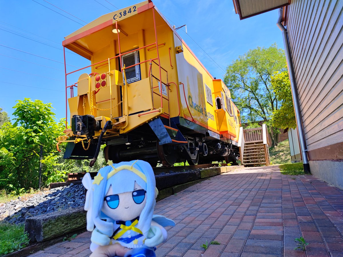 Chronoblaze1's tweet photo. Took her to a railroad museum

Learned some new lingo

#dailyjumo https://t.co/yk8By2WtkT