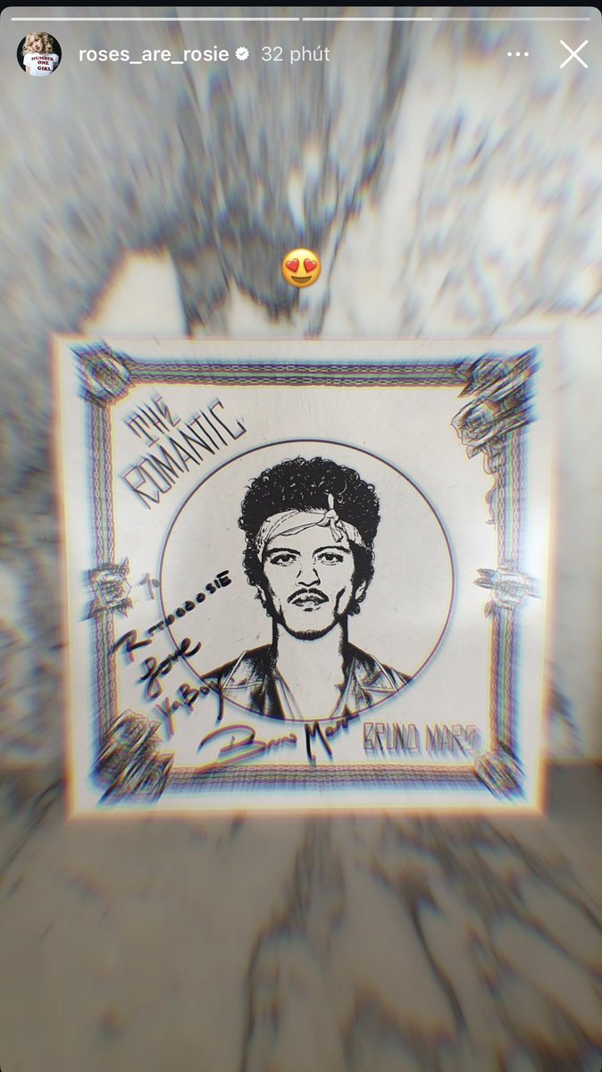 Mygoldenrosievn's tweet photo. Bruno Mars sends The Romantic vinyl to ROSÉ with a note “rroooosie, love ya boy bruno mars” https://t.co/0RujY8Xvvn