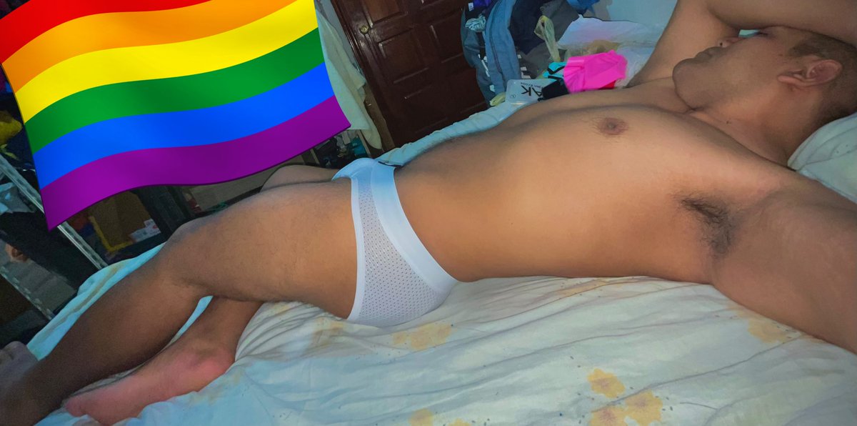 Gilbert00907865's tweet photo. Para este día tenemos Poprs disponibles y ropa interior inf al 9511077778 https://t.co/zFCCAGeY5I