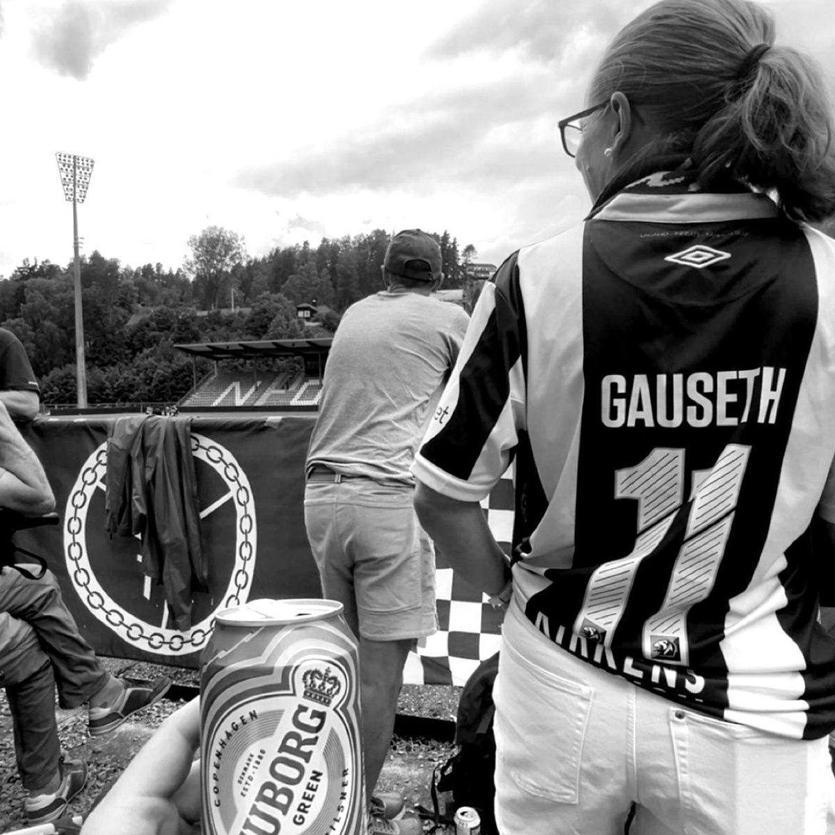 Bayer1910's tweet photo. Alltid likt Telemark!

200 gratis øl, U15 seier, og 3 viktige poeng hjem.

Takk for pølsa @notoddenfk https://t.co/fRKtL2zU4Z