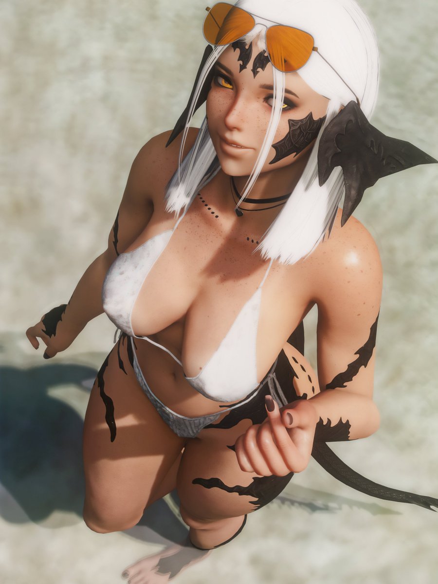 TaseriaXIV's tweet photo. Waited summer for this. Bikini pictures? Maybe~ https://t.co/TziQAab231