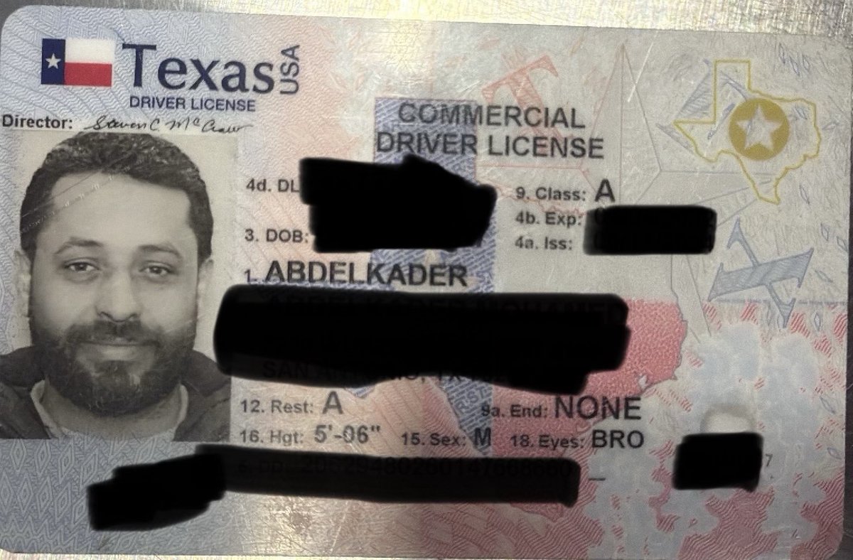 saber2089's tweet photo. @sultan28835 @hnamasr أنا مدرب قيادة شاحنات في امريكا وعندي رخصة
 commercial driver license class A 
يعني إذا كنت انت بس تعرف تسوق وسط الغنم فلا يحق لك ان تعطي رأيك في شي زي دا https://t.co/dh6FgbPU4b