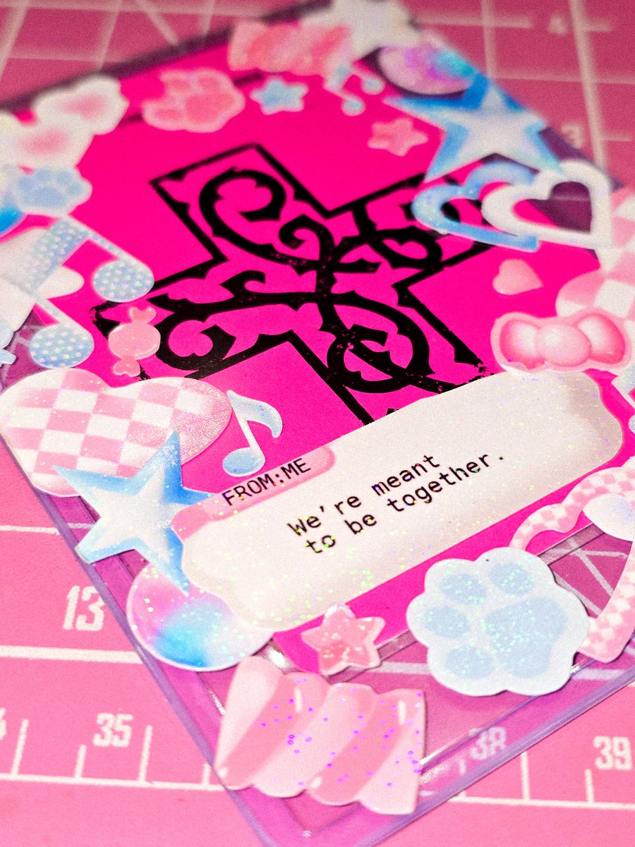 noidclubdeco's tweet photo. ✶ 🩷 + 🩵 = love!
ᯓᡣ𐭩 Adesivos: https://t.co/KICYRUg3gU
× Fechamento do site dia 20/06.
#kpopcollection #toploaderdeco #journaling #deco https://t.co/0qZLozQVoD