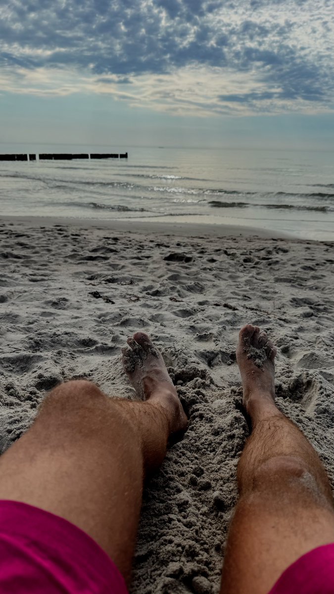 wozuweniger's tweet photo. Zeit anhalten. Mehr brauche ich heute nicht.

#strandkind https://t.co/QQnPXUT1kD
