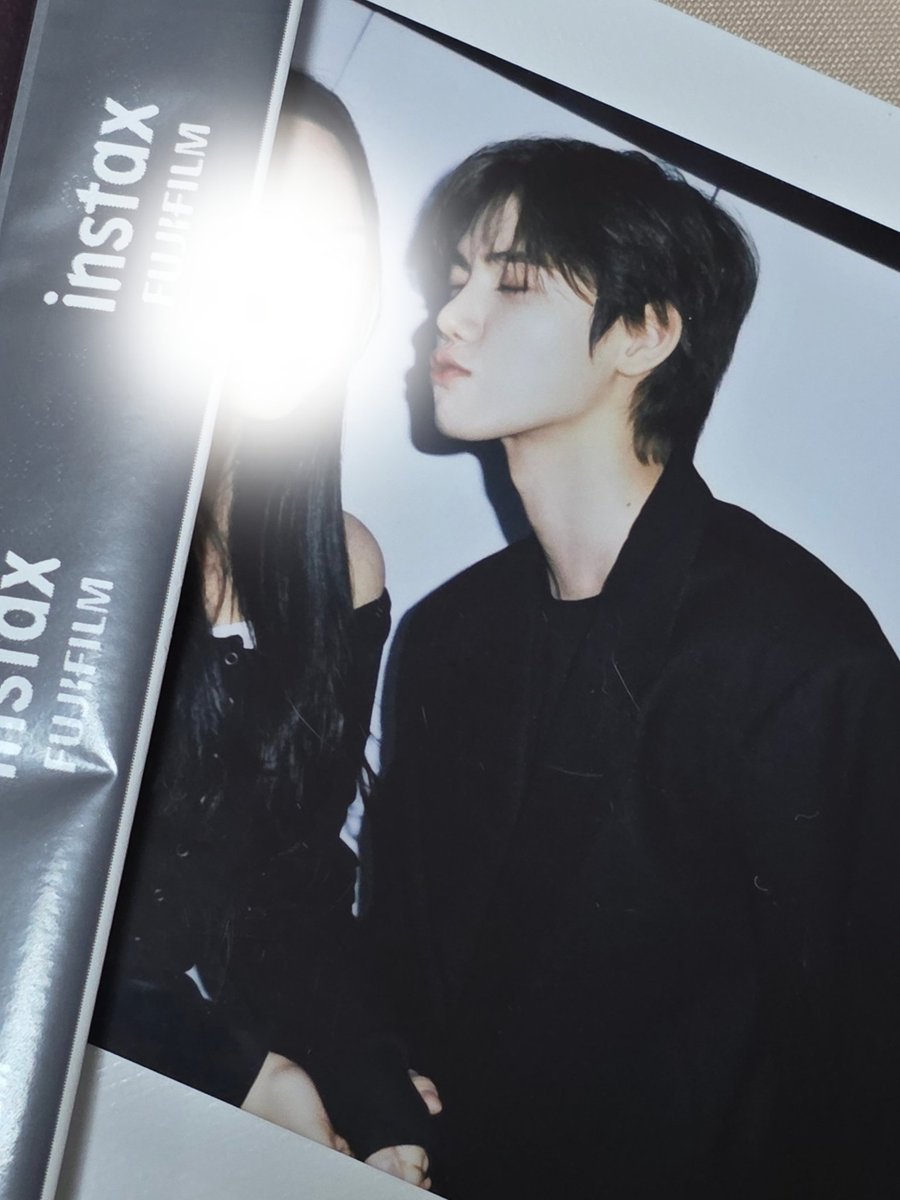 spexsialhyun's tweet photo. Thanks my day is ruined i'm so fucking done 👍👍👍 https://t.co/HtoPb4SnjH