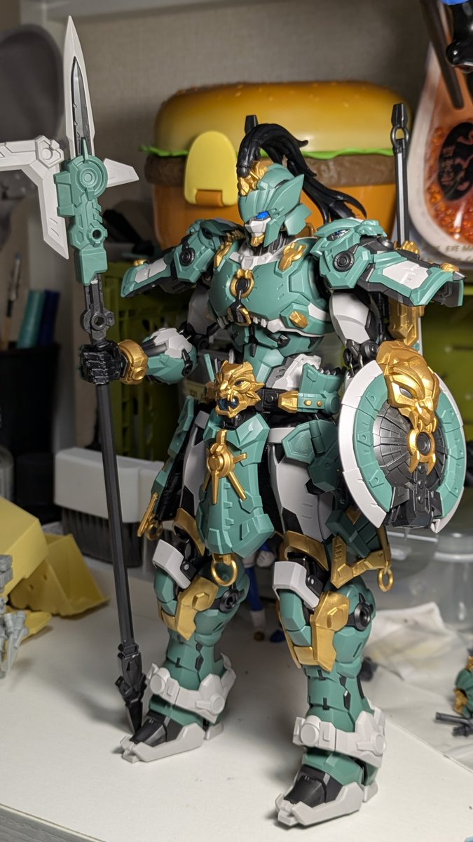 BatoOpez's tweet photo. 中華風の意匠振り切ってていいぞ…
というか、オリジナルロボでこの値段設定は何かがおかしい…
※合金関節だけど、股関節の基部がプラスチックなのでカンフーポーズするのが難しいのは惜しい… https://t.co/2AxcdEJnMQ