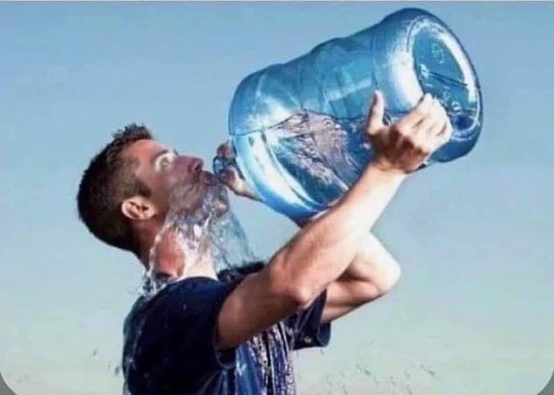 ProfNothingg's tweet photo. @forallcurious Saving water so that  AI can replace me at my job ❤️ https://t.co/bgTtDpoFIz