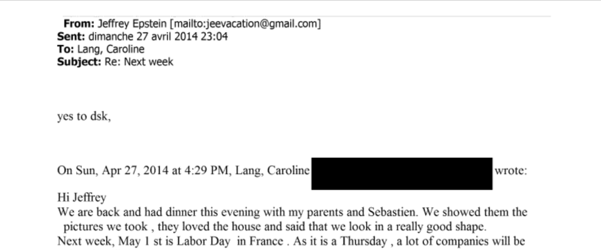 TeamFSociety1's tweet photo. #CarolineLang envoie un mail à son poto #Epstein pour lui proposer de venir à un concert organisé par #Attali à l’Institut du Monde Arabe et lui demande s’il veut le rencontrer ainsi que #DSK : 
réponse de #Epstein : 
Oui pour #DSK et ne connaît pas #Attali 
😆 https://t.co/dEWEz0RmRW