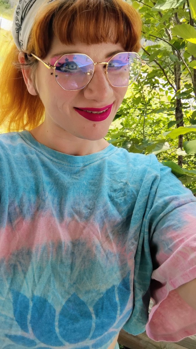 sweetshaelyn's tweet photo. Mamas said I look real pretty today before I left the house for a puppy field trip  #redhead #tiddy #croptop #public #freeuse #mdlg #mdlgkink #nsfwtwt #glasses #tiedye #petplay #wolfgirl https://t.co/j6Trf0EGi9