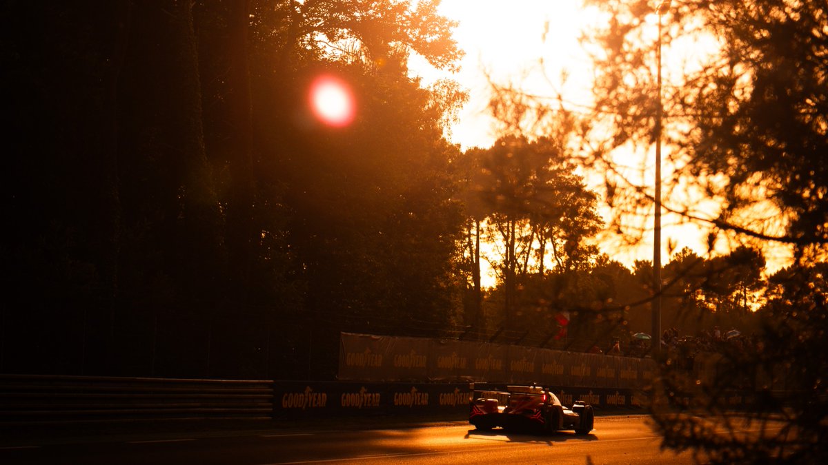 ShellMotorsportTeam tweet media