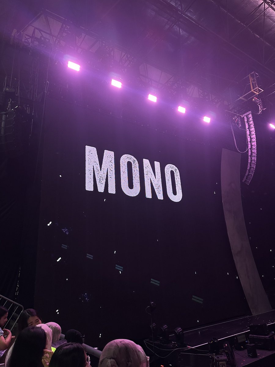 markradiofm's tweet photo. the fancon was truly worth the wait… jaehyun keliatan happy bgt it really resonated with us… bahkan alur fancon dari awal sampai akhir menurutku bagus bgt…. the way he built up the mood dimulai dari opening song dan medley terus lanjut bacain letters & main games yg super silly and fun then came the big show… lagu2 band dia itu… dan emang konser intimate buatku akan selalu jadi top tier… even the confetti and lighting elevated his stage presence… keren bgt… dan dia beneran kerasa enjoy bawain panggung gede itu sendirian… truly born to be a star