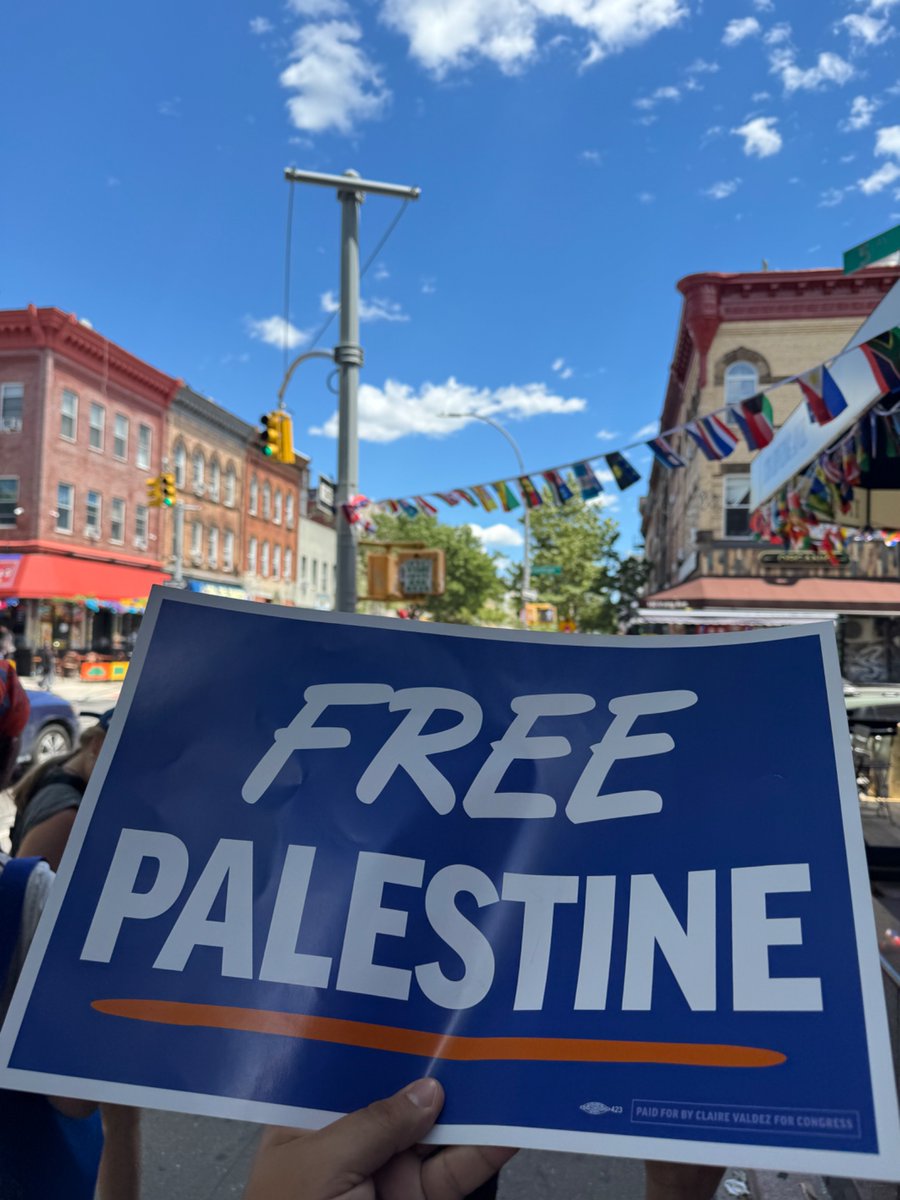 kareemisposting's tweet photo. BROOKLYN AND QUEENS get out and vote for Claire 

✅ free Palestine 
✅ unions for all
✅ abolish ICE

Bernie and the mayor both endorsed Claire! https://t.co/5kMeeJfg8R