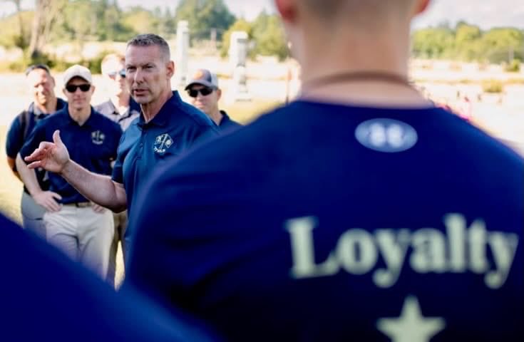 usnasupe's tweet photo. Leadership is a journey.

At the Gettysburg Leadership Encounter, midshipmen examined decision-making, accountability, &amp; service through the lens of one of our nation’s most consequential battles. A powerful experience shaping the next generation of warfighters. #USNA #Leadership https://t.co/SLCx1i1Ug8
