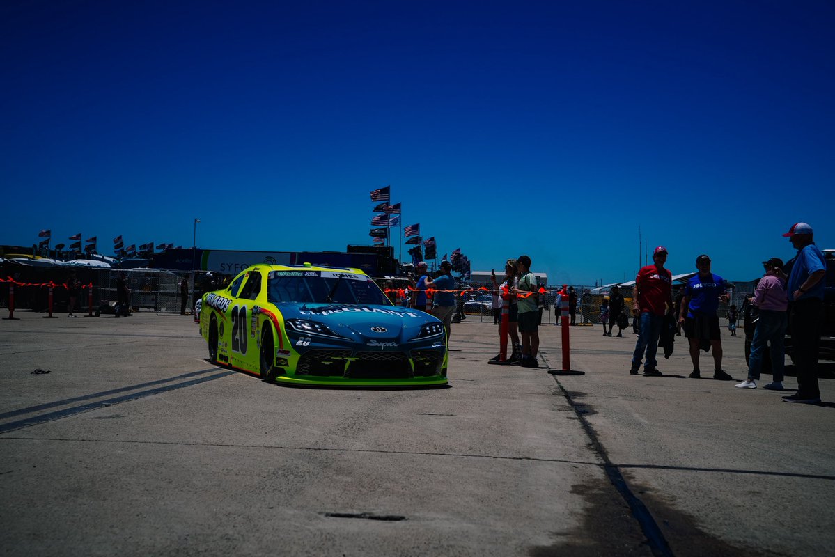 JoeGibbsRacing's tweet photo. Here's how our @NASCAROReillyAP guys will line up for @NASCARSanDiego today!☀️

P1 - @Brentcrews 
P9 - @WilliamSawalich 
P11 - @Taylor_Gray 
P33 - @BrandonJonesRac 

#TeamToyota https://t.co/wE42Ic6cCq