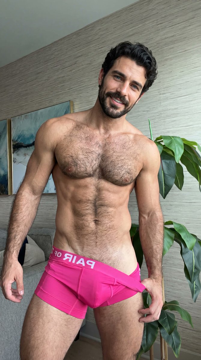 GrahamGatesy's tweet photo. I admit i like 🏳️‍🌈 men https://t.co/9oG9d9jafZ