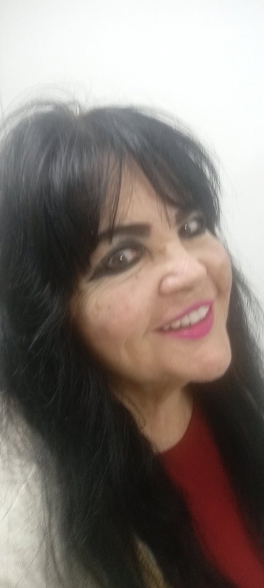 MagdalenadelaF6's tweet photo. @EntelPeru Ya inventaron tengo otra línea es fraude estafa robo tengo sólo 1 internet ilimitado móvil me quieren cobrar 2 líneas confirman su robo fraude estafa ahorita quiero mi recibo de 99.90 y no de 139.80 ok sino los denuncio y ahorita  encima x WhatsApp dicen venden datos estafadores https://t.co/CTtZwpkZej